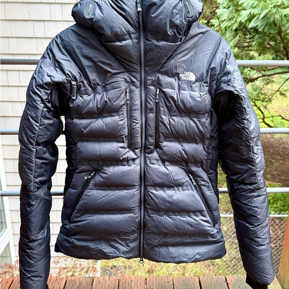 The North Face Women's Dark Gray/Black 800-fill Jacket - Size M NEW